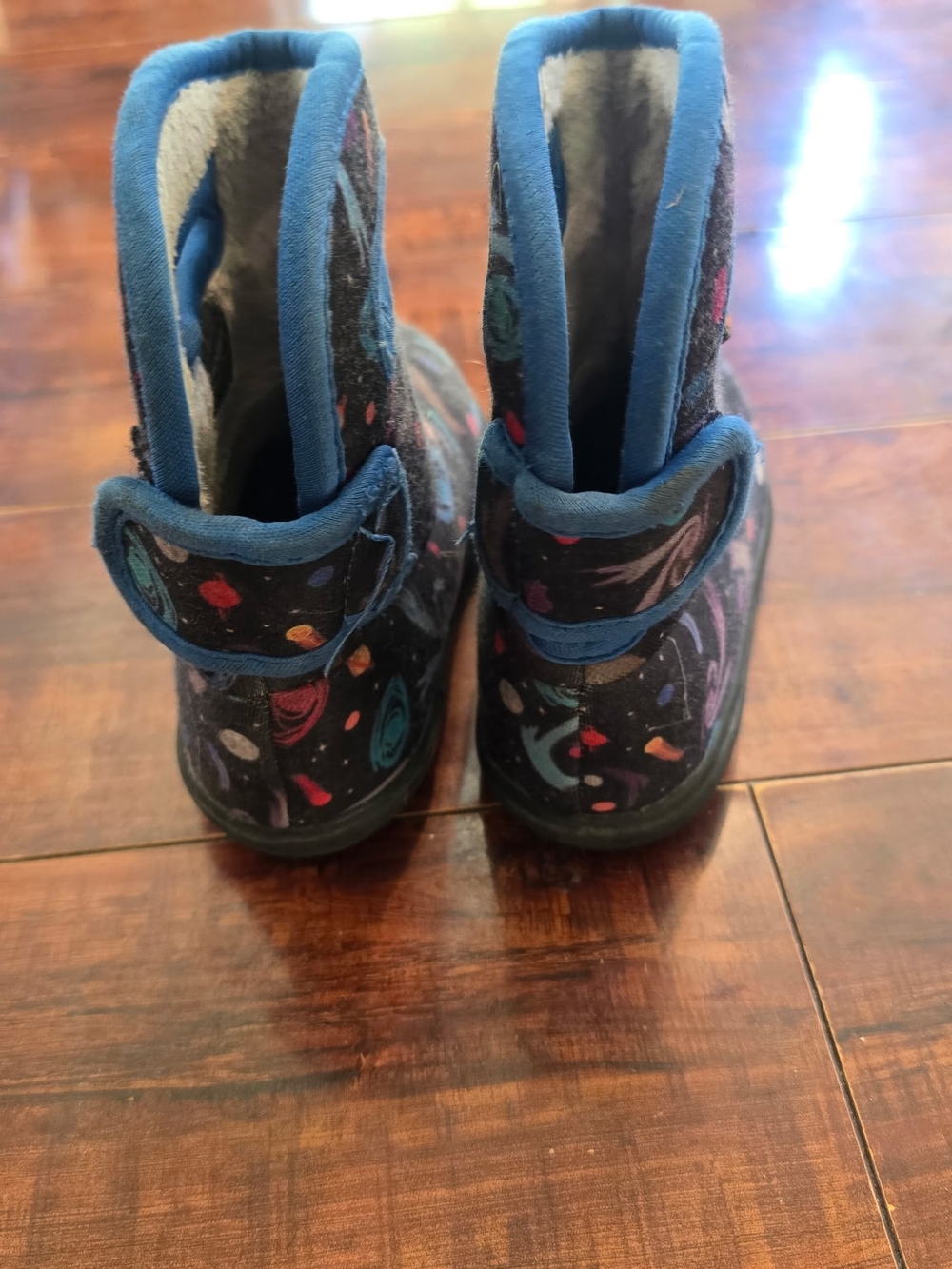 Bogs Kids Galaxy-Print Black Boots with Blue Trim